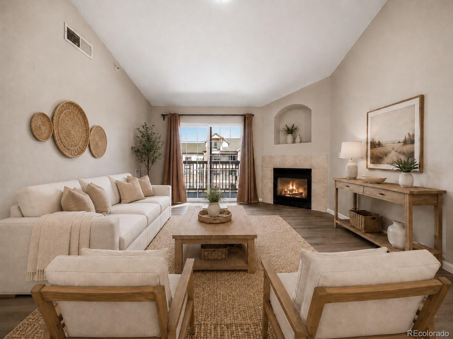 7440 S Blackhawk Street Unit 7-305