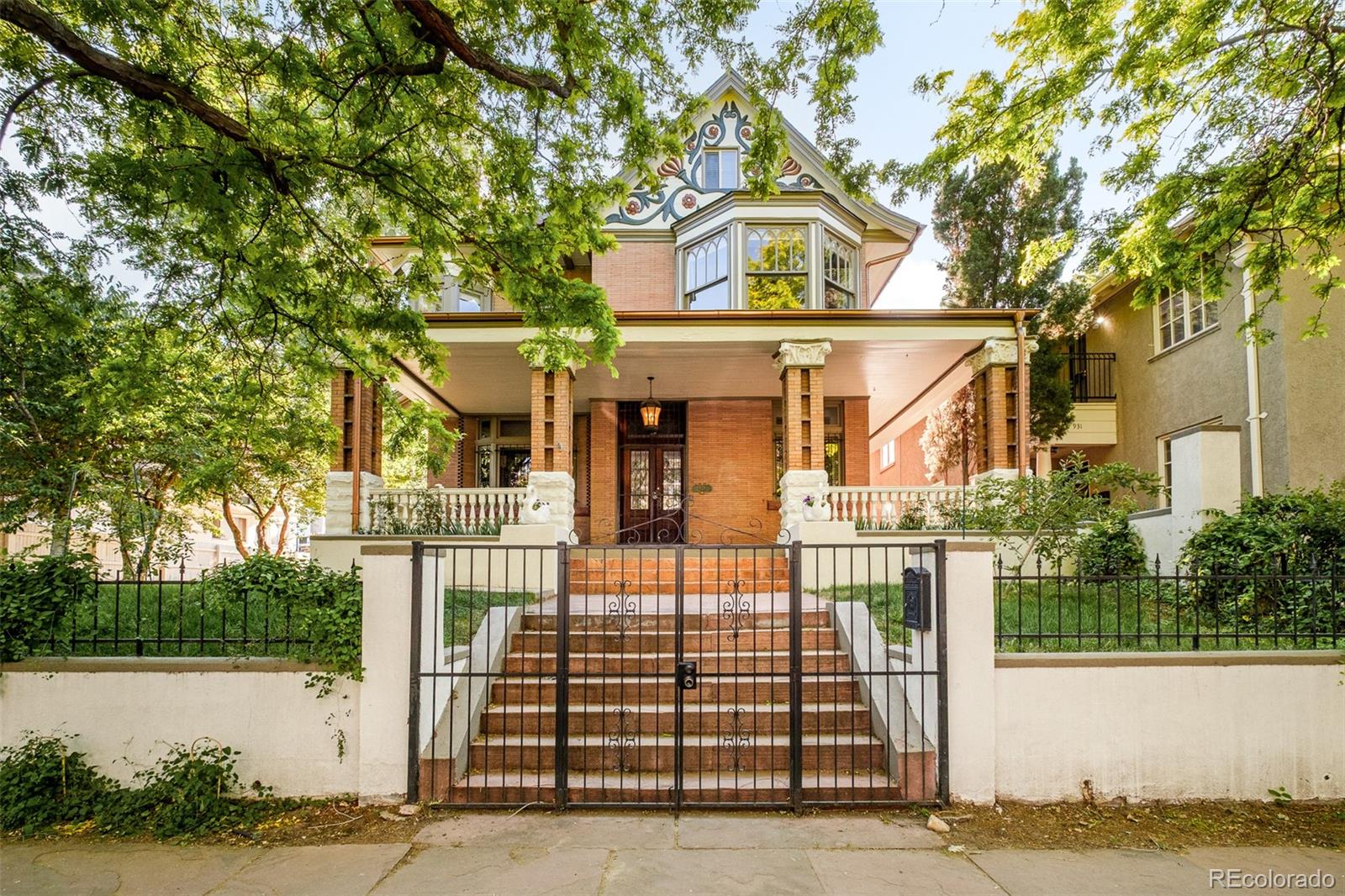 929 N Pearl Street