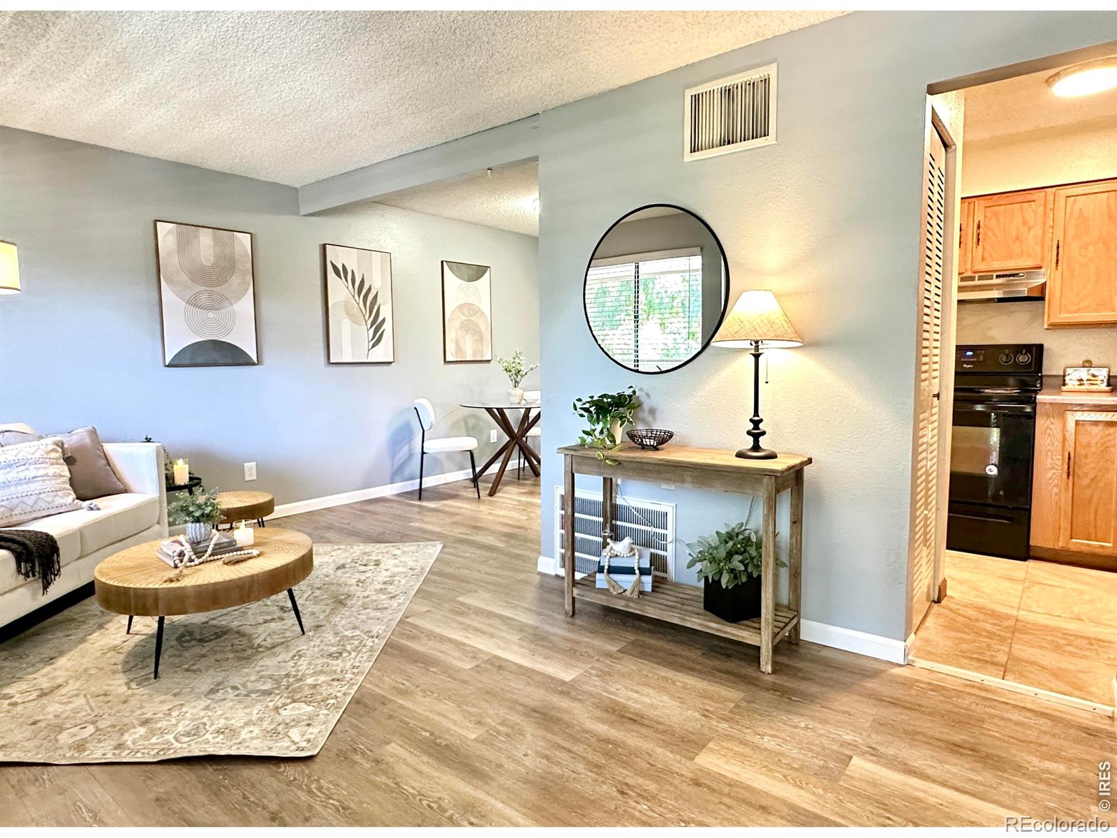 1705 Heatheridge Road Unit 205