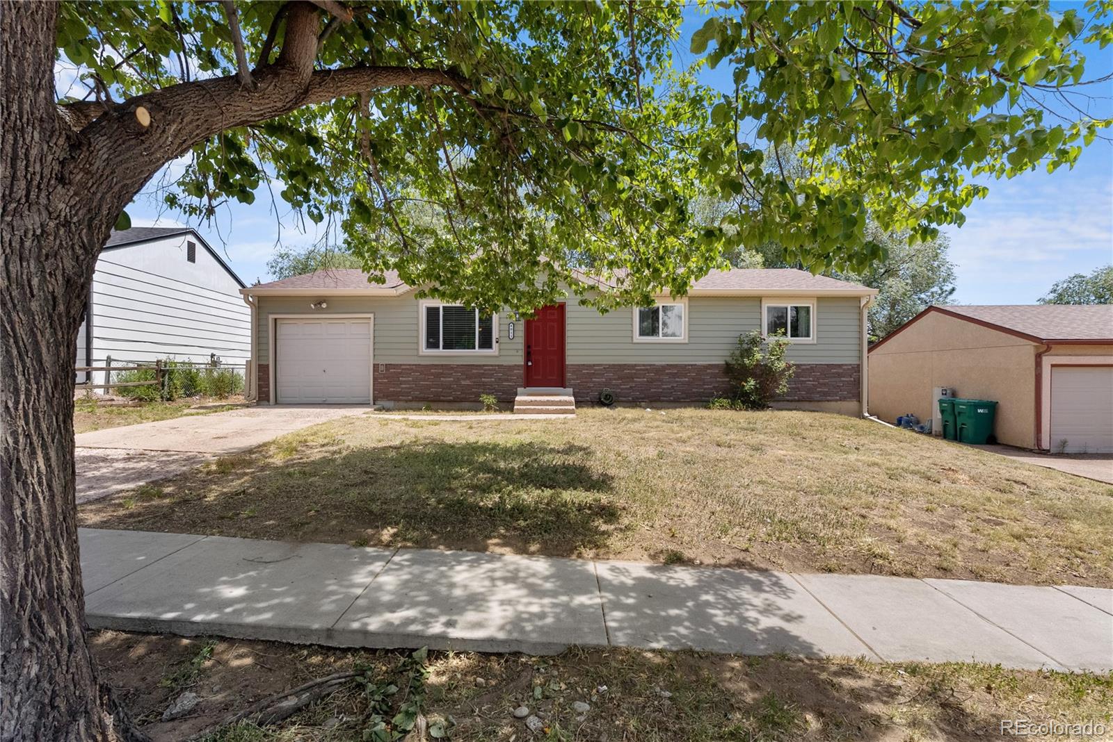 4011 E Pikes Peak Avenue