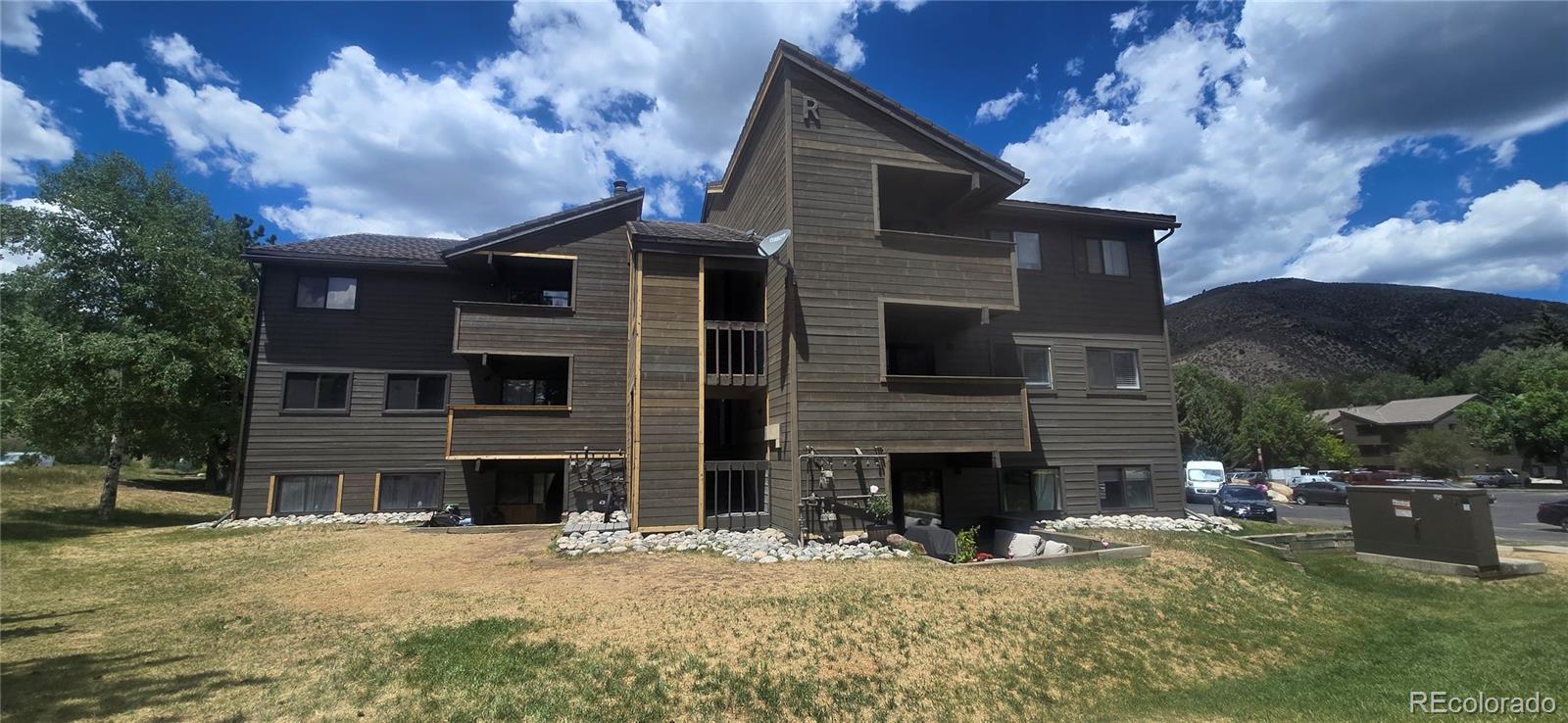 1061 W Beaver Creek Boulevard Unit R302