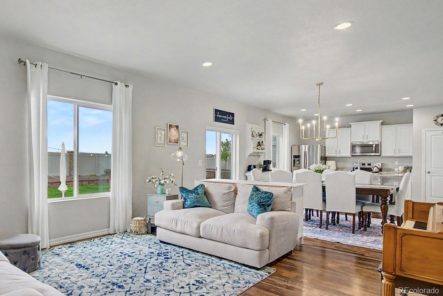 7994 Hardwood Circle