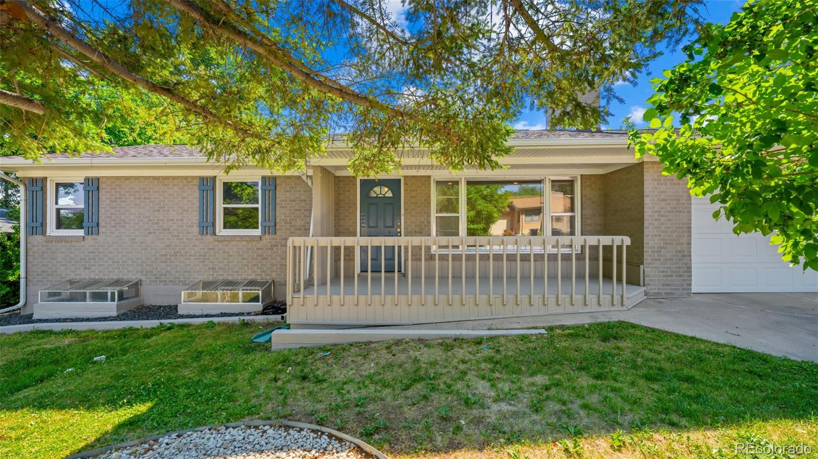 10 El Sereno Drive