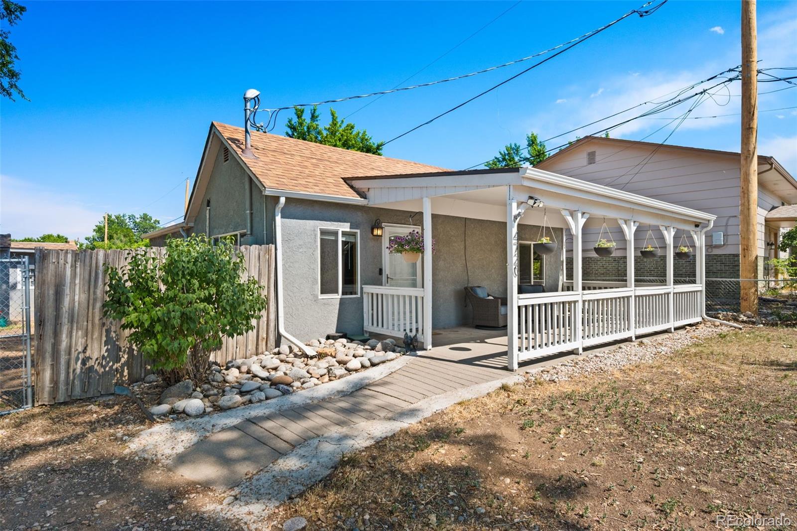 4720 Robb Street