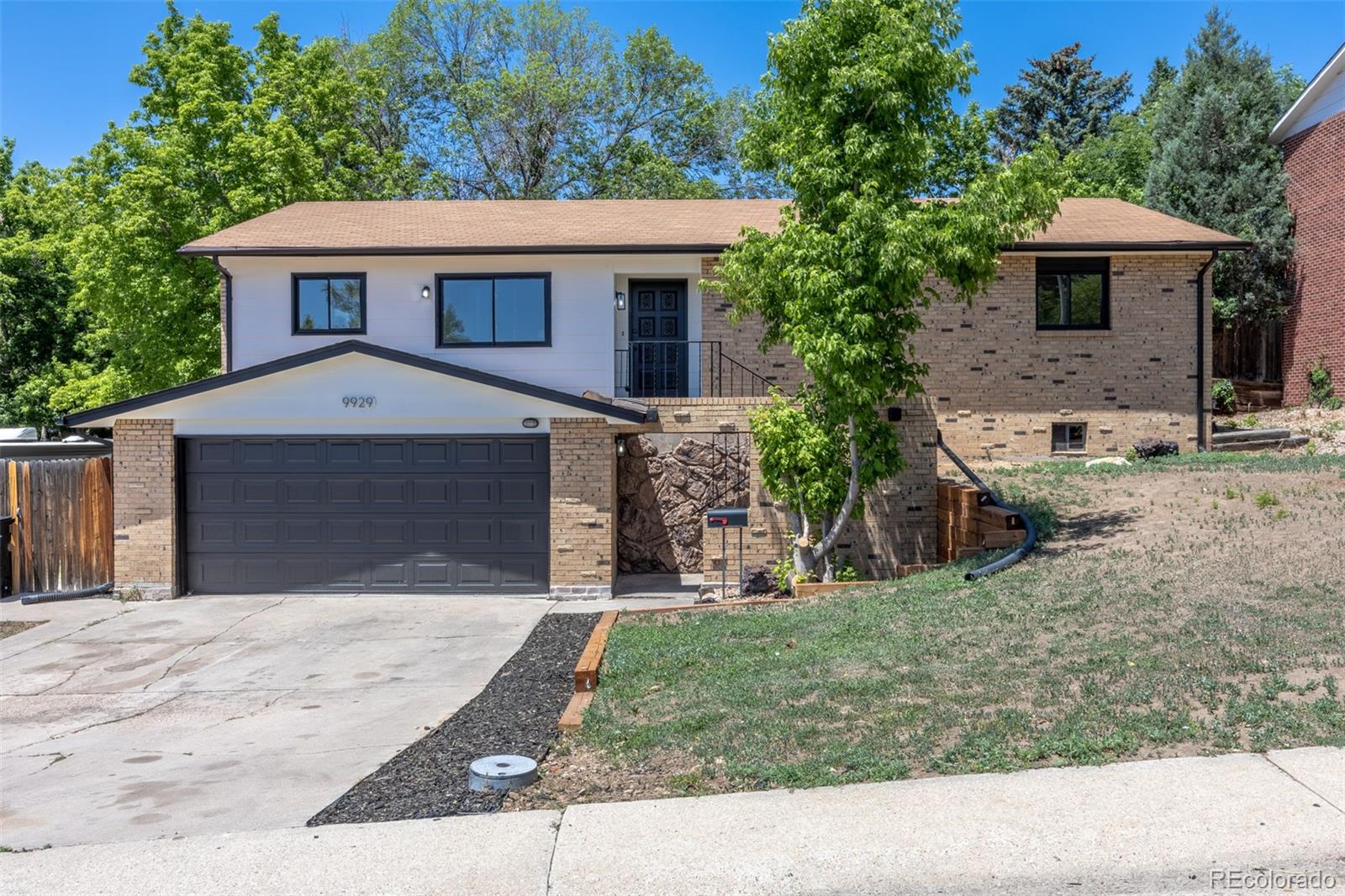9929 Appletree Place