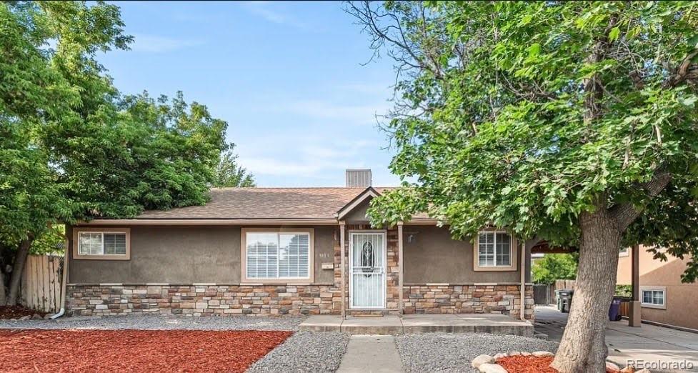 5133 W Dakota Avenue