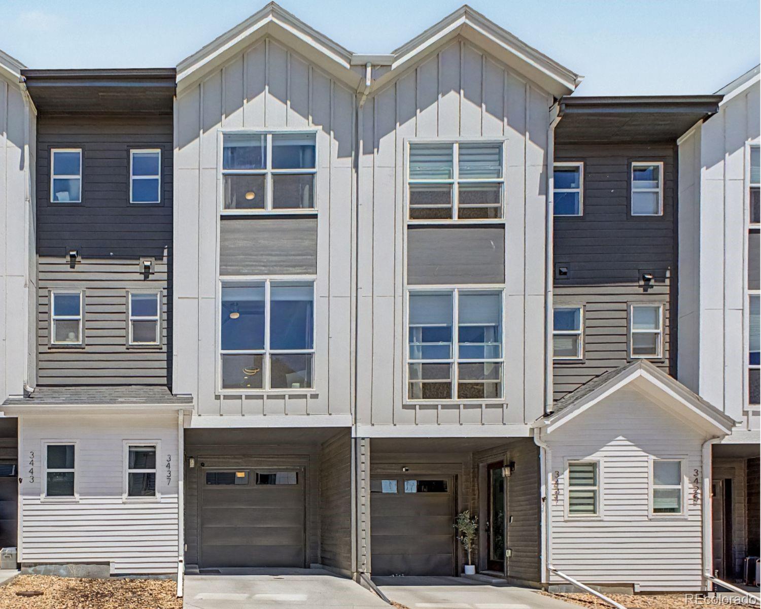 3437 W 63rd Place