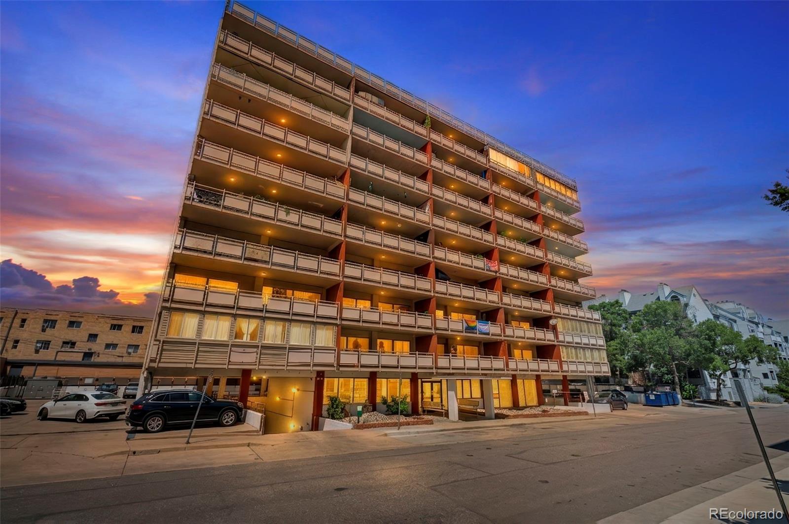 1121 Albion Street Unit 609