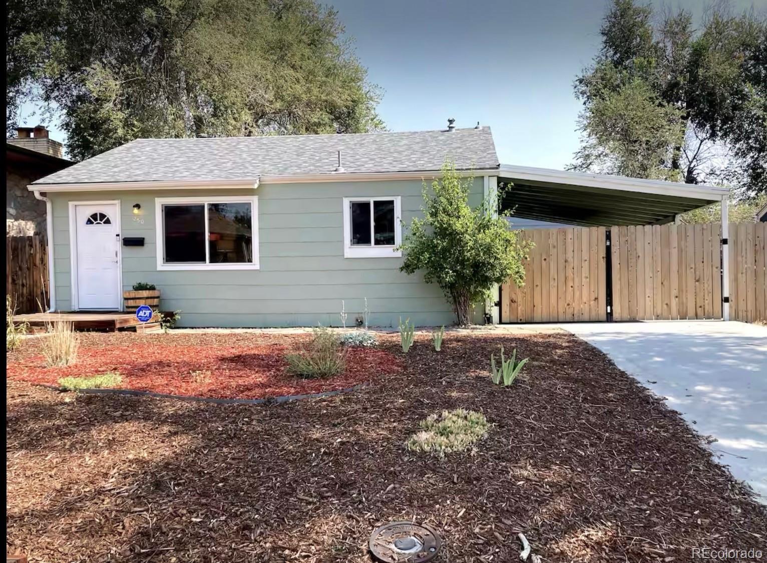 250 S Zenobia Street