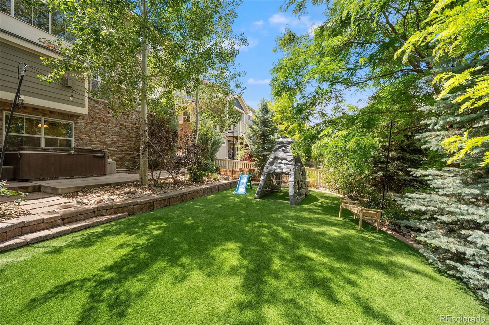 27173 E Ontario Place