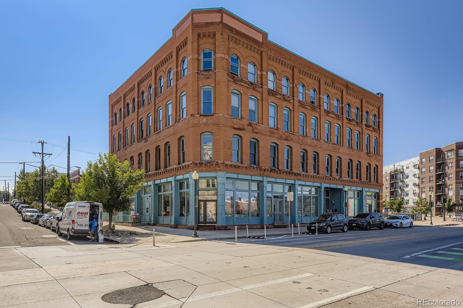 2560 Blake Street Unit 205