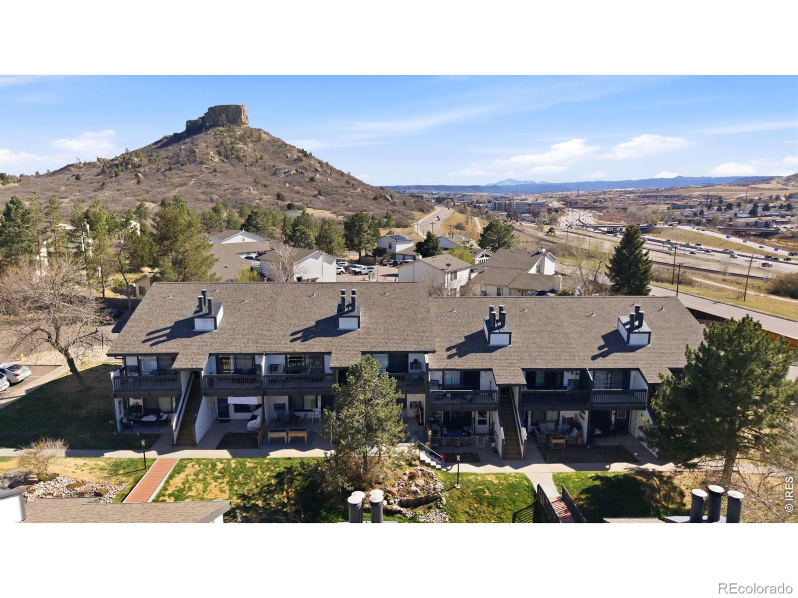 532 Oakwood Drive Unit E207