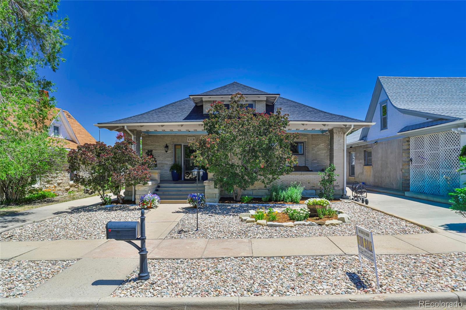 1008 Grant Avenue