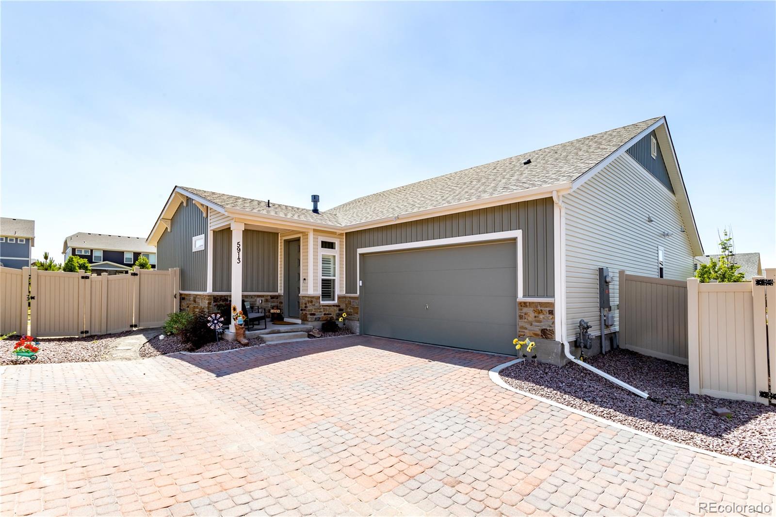 5913 Haster Grove