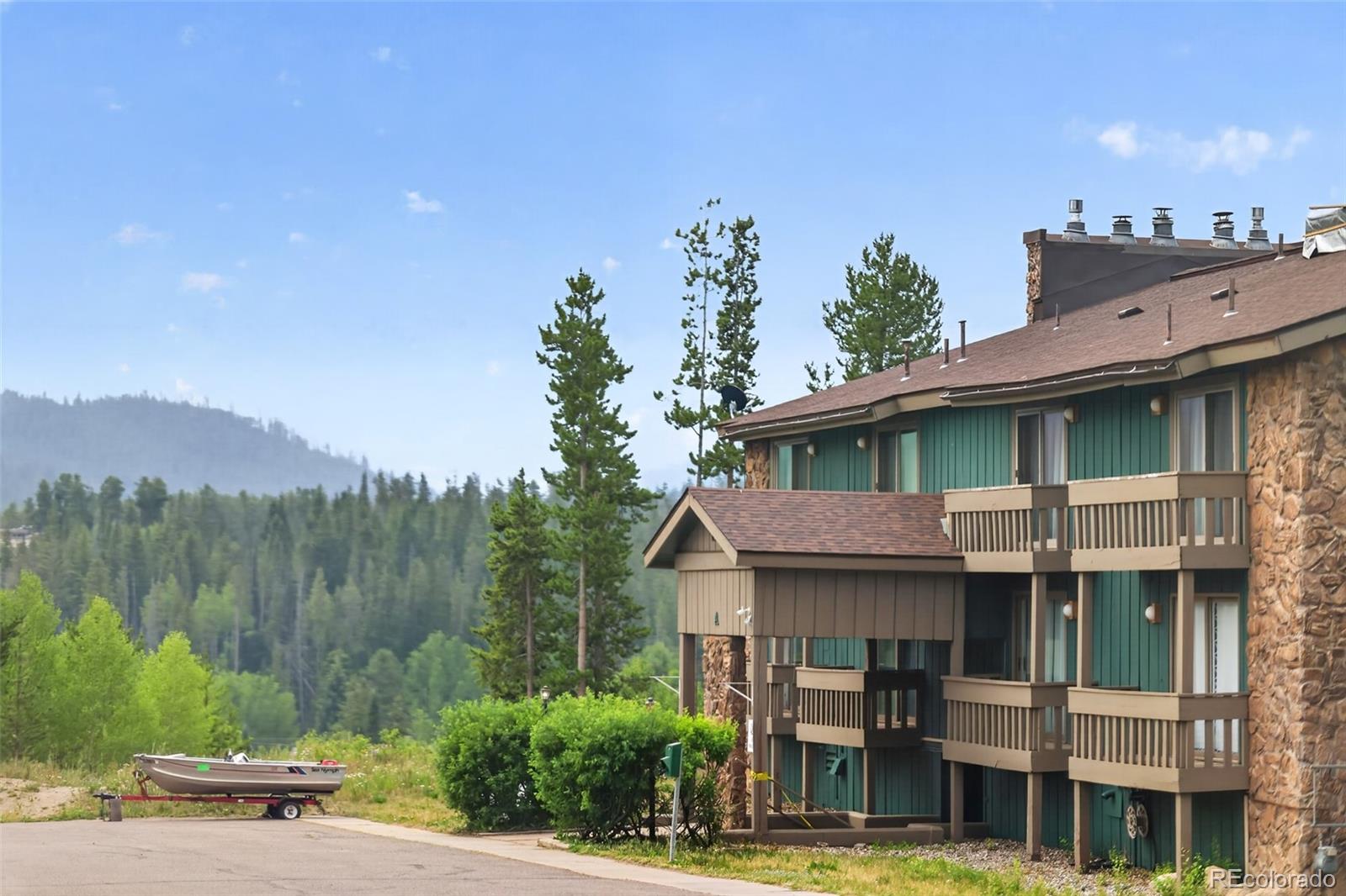 520 Kings Crossing Road Unit 304