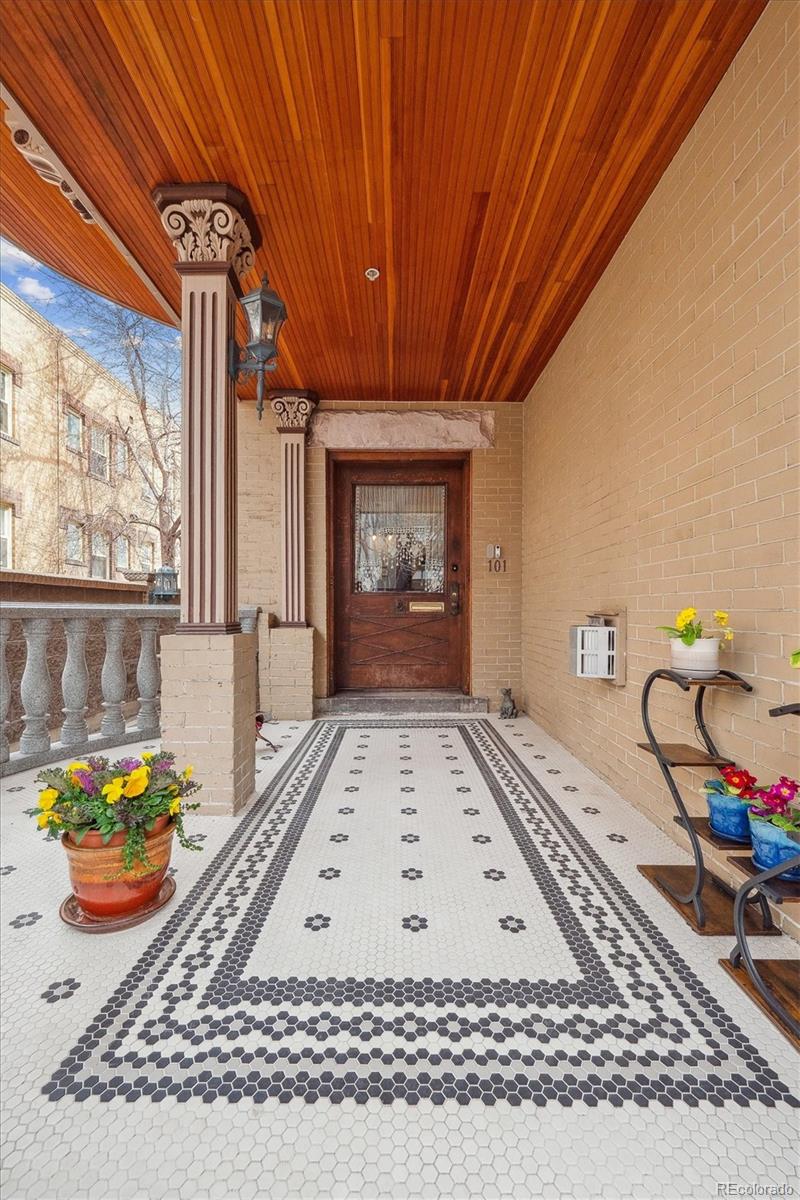 1022 N Pearl Street Unit 101
