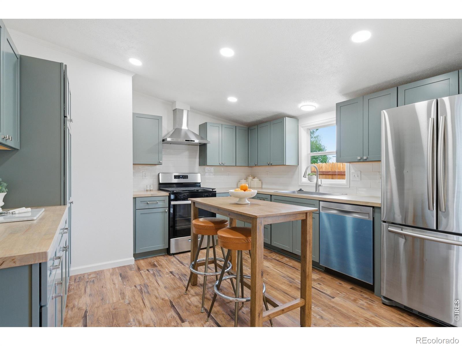 108 E Douglas Road