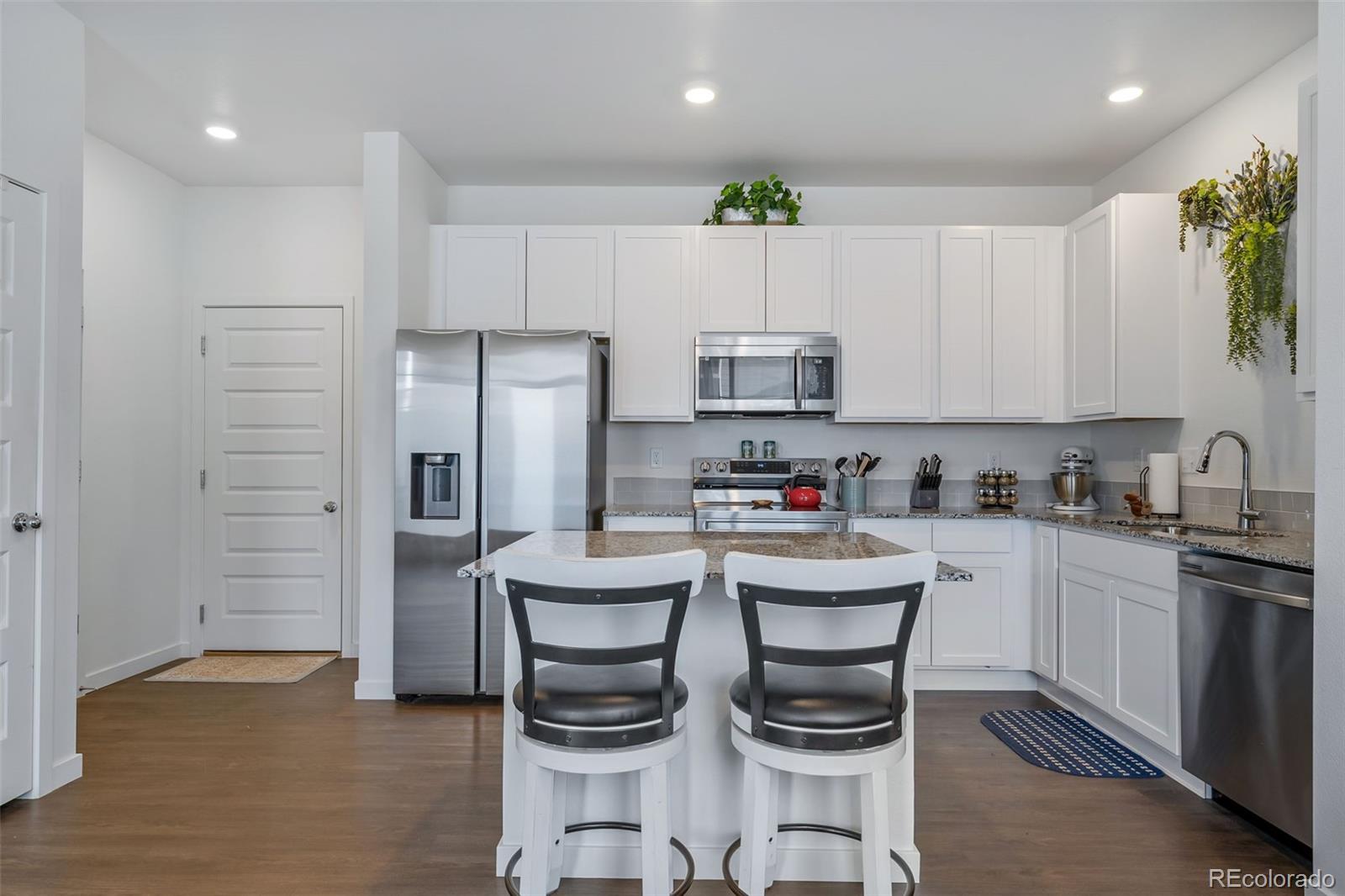 503 S Rollie Avenue Unit 4B