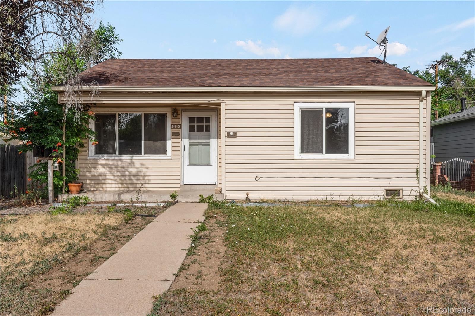 985 Xavier Street