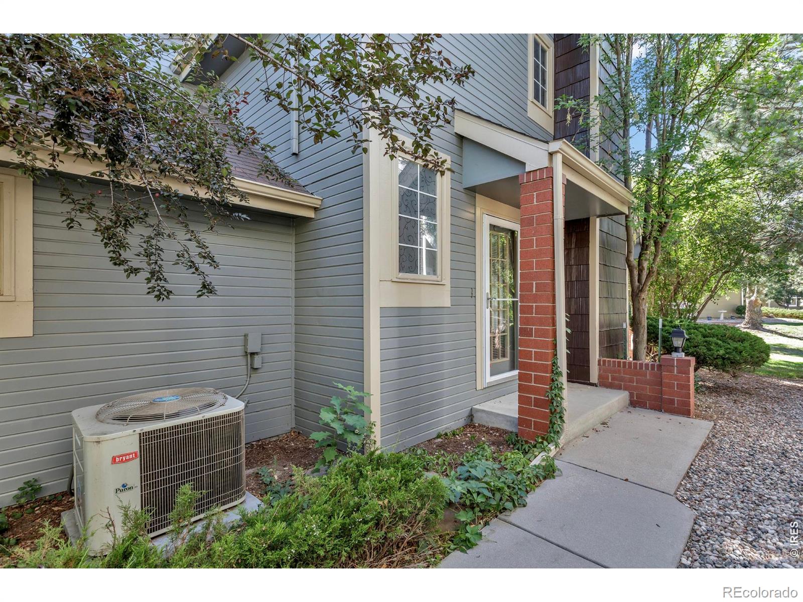 968 Richmond Drive Unit 2
