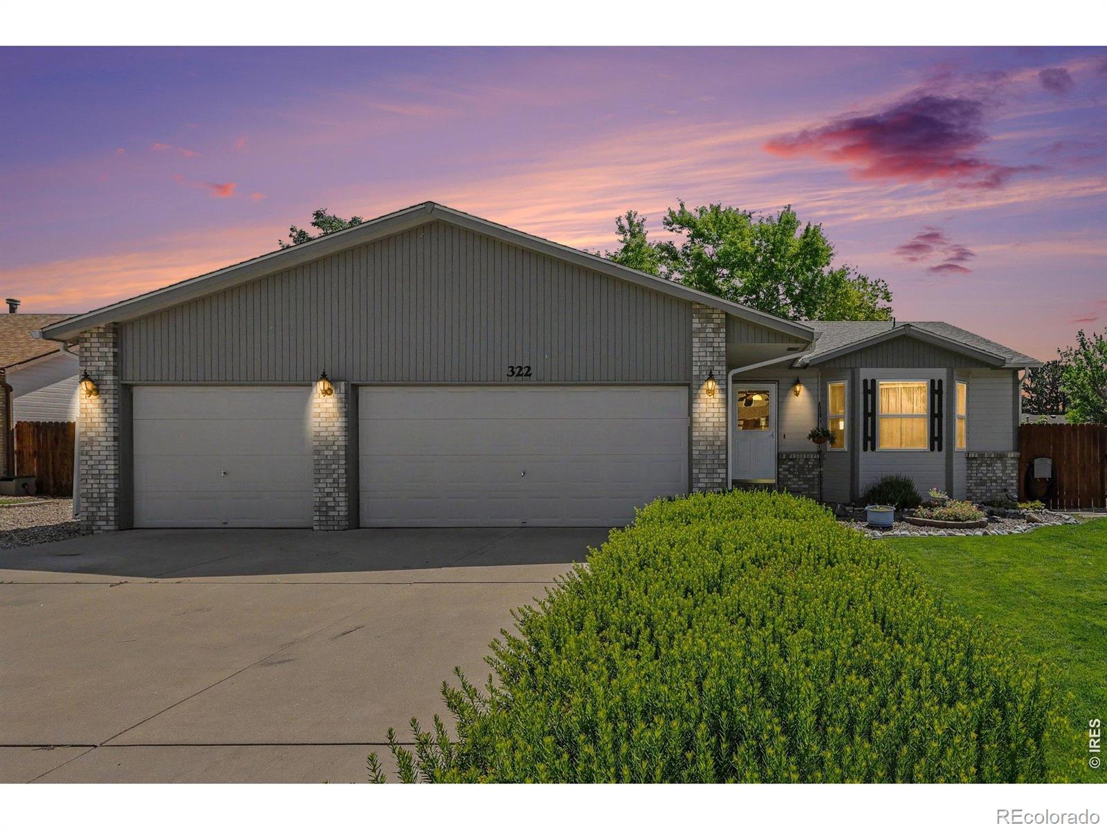 322 N 45th Ave Ct