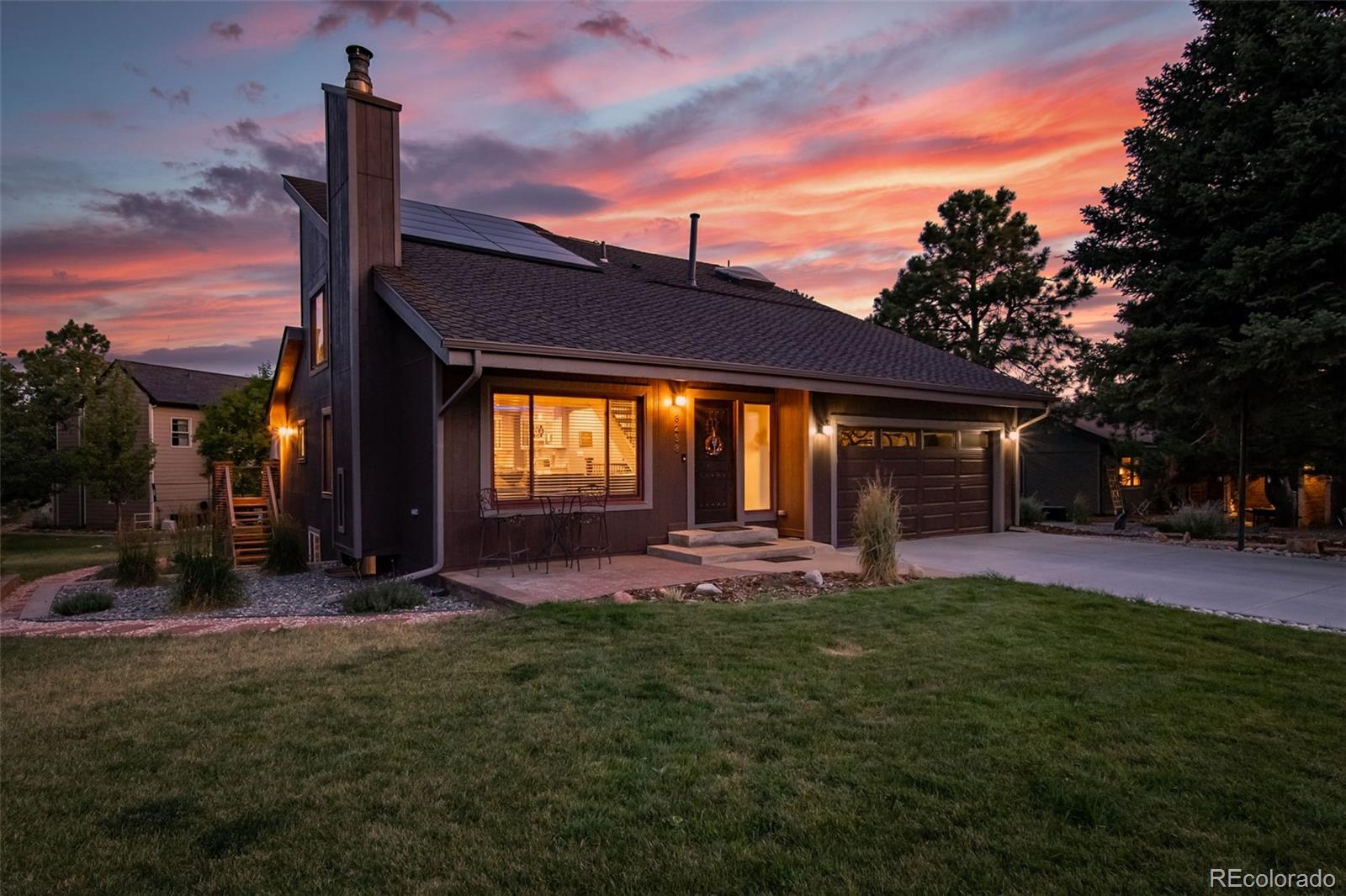 8238 Lakeshore Drive