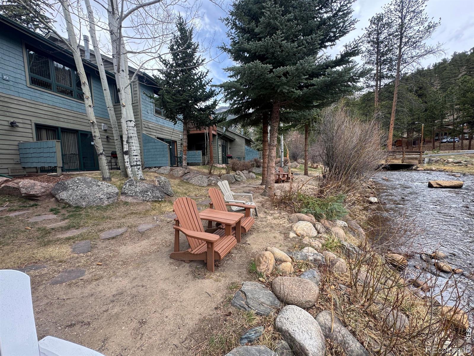 2100 Fall River Road Unit 4