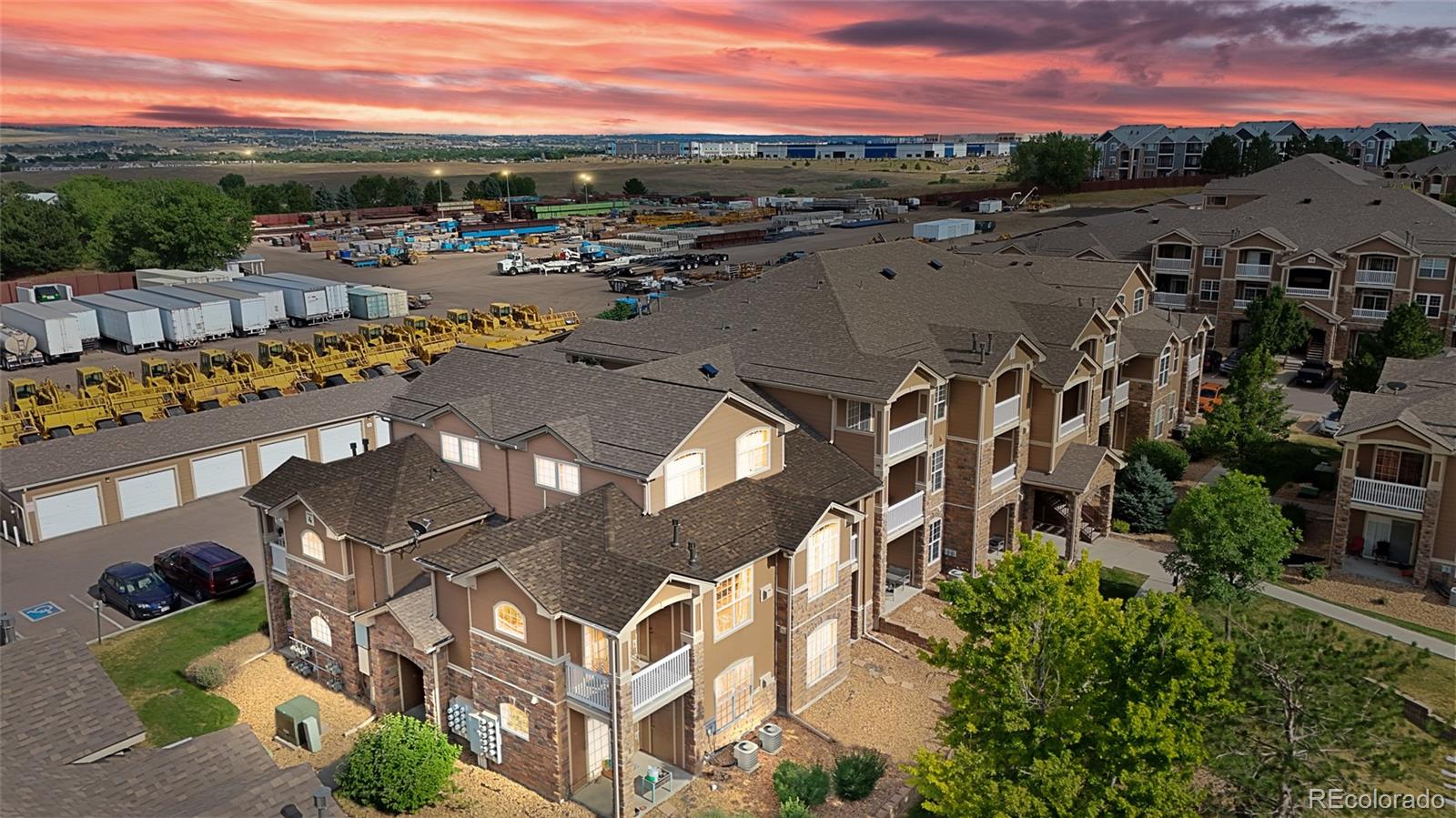 7440 S Blackhawk Street Unit 4-305