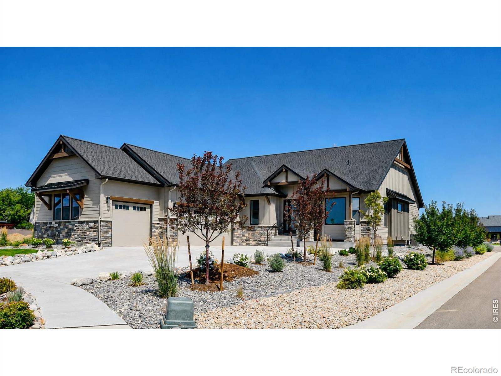 1222 Eliza Avenue