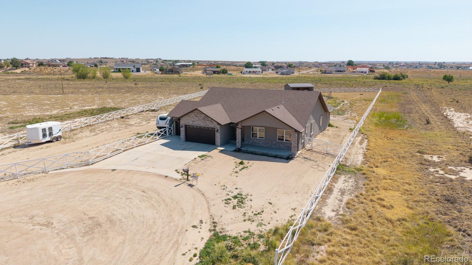 1180 N Saddle Ridge Lane