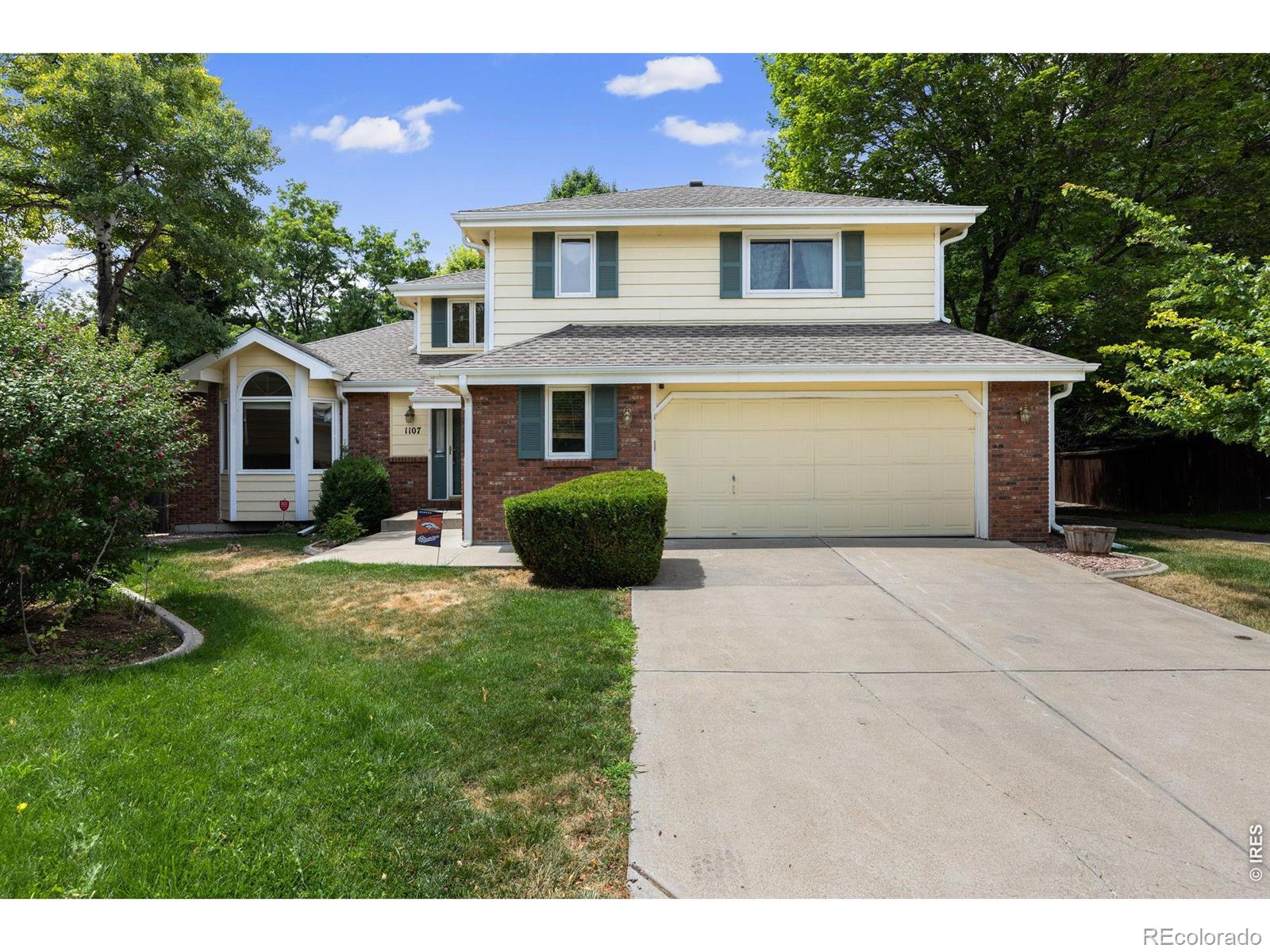 1107 Live Oak Court