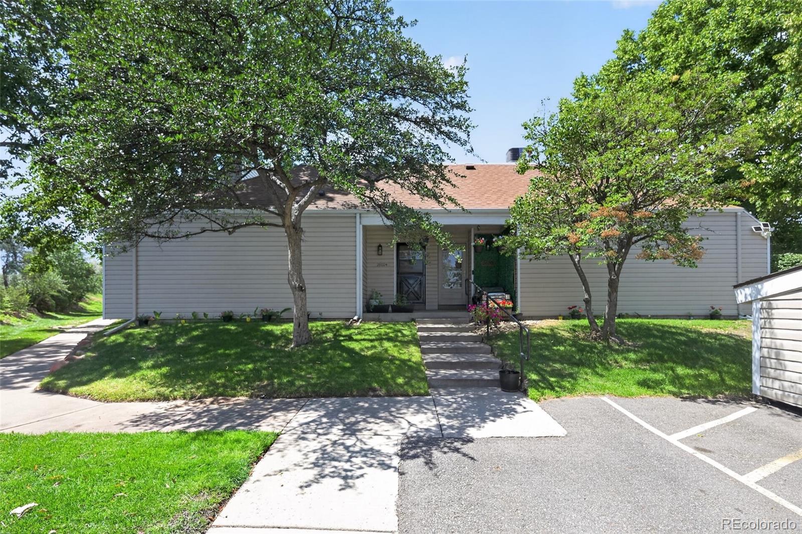 2600 S Xanadu Way Unit B