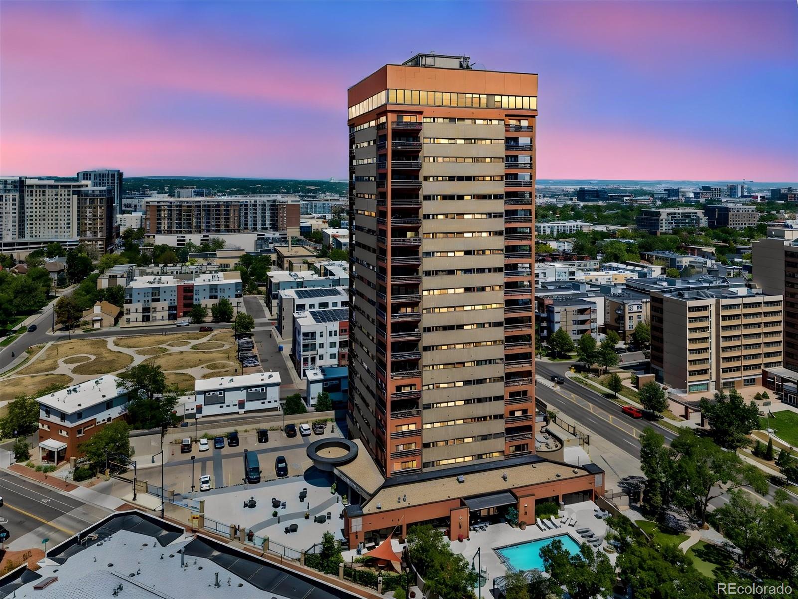100 Park Avenue W Unit 1303