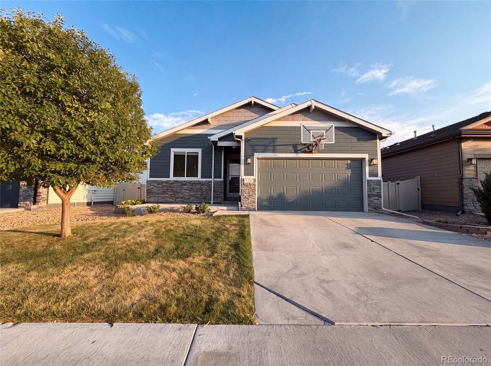 712 N Country Trail
