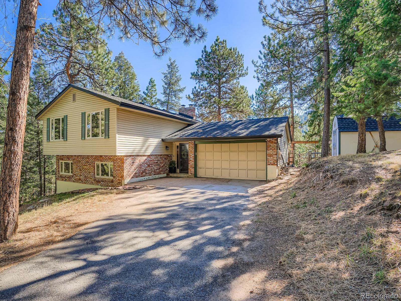 6434 Joan Lane