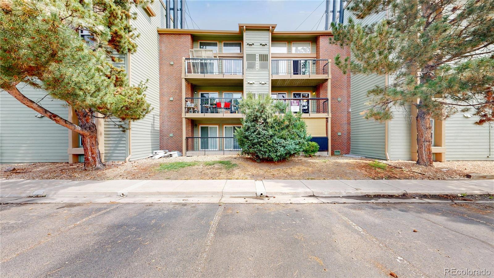 4899 S Dudley Street Unit 11A