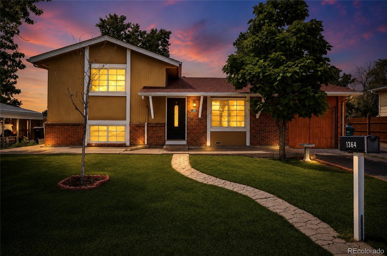 1364 Nueva Vista Drive