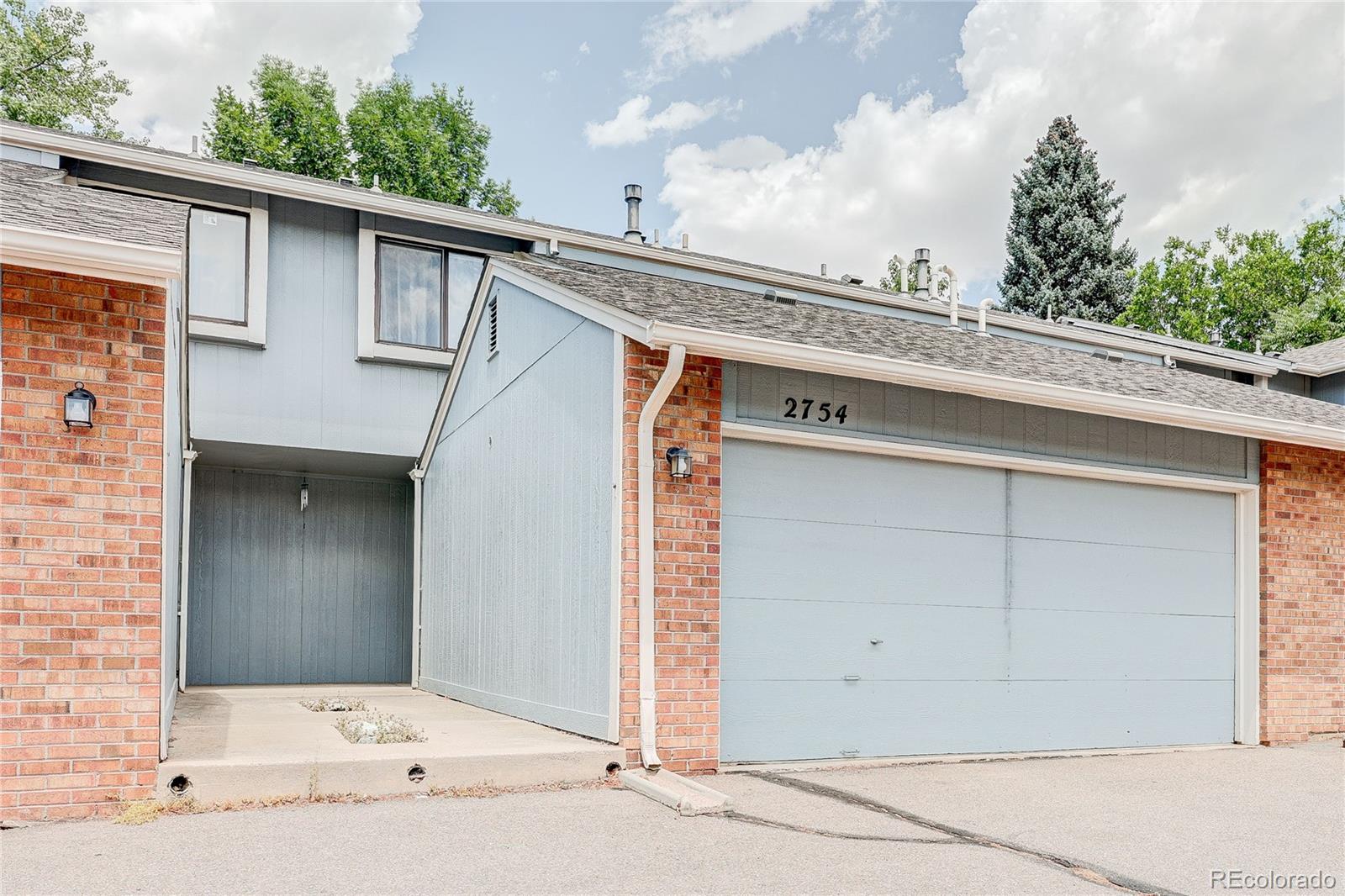 2754 S Lansing Way