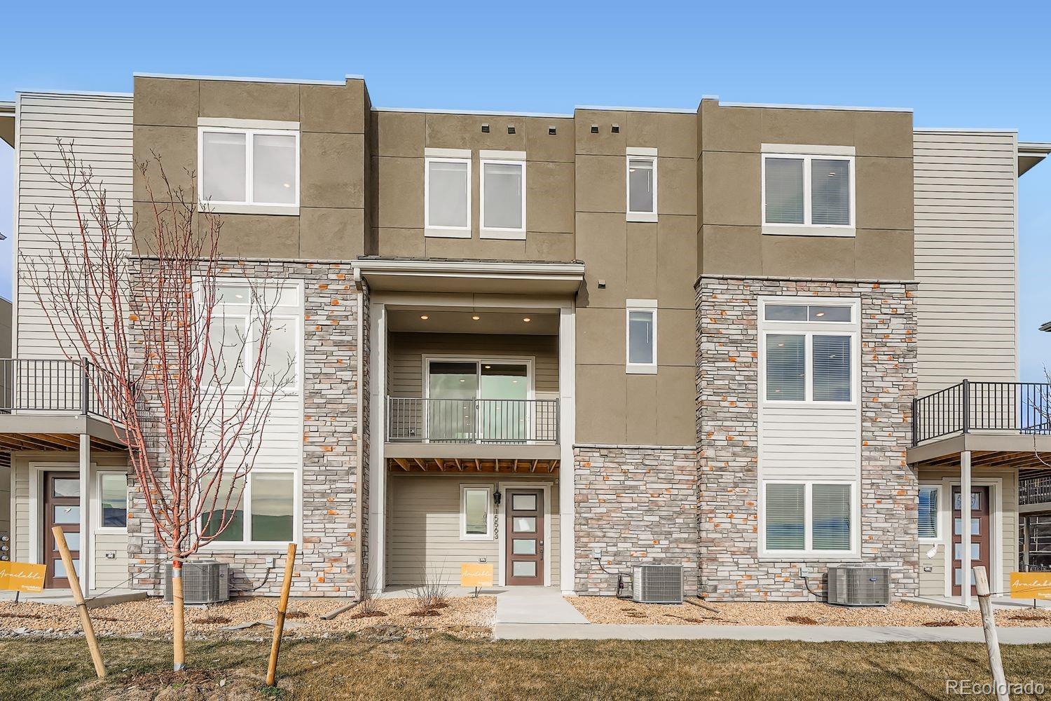 15538 W Washburn Avenue Unit 18