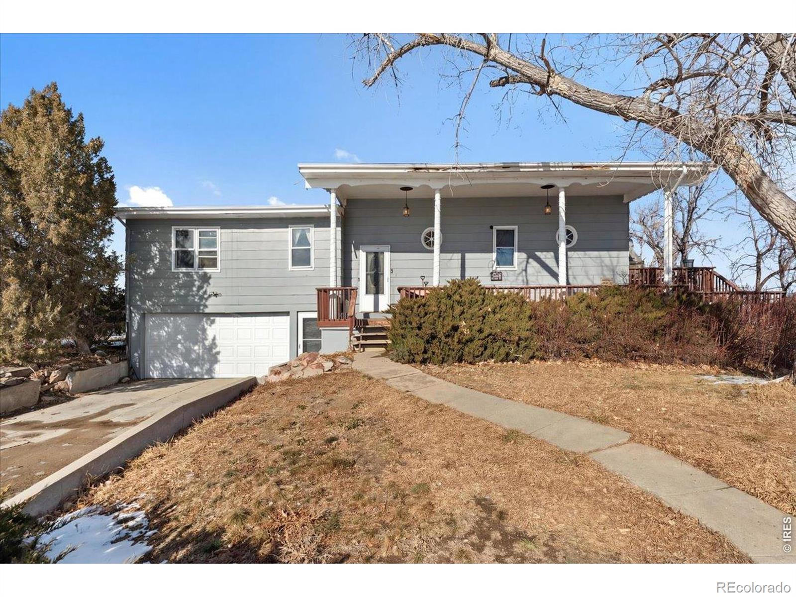 734 Victoria Drive