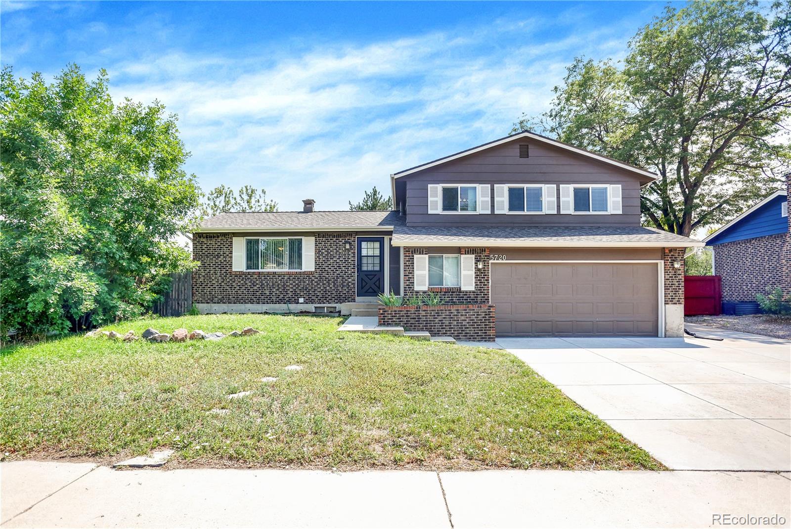 5720 W 110th Place
