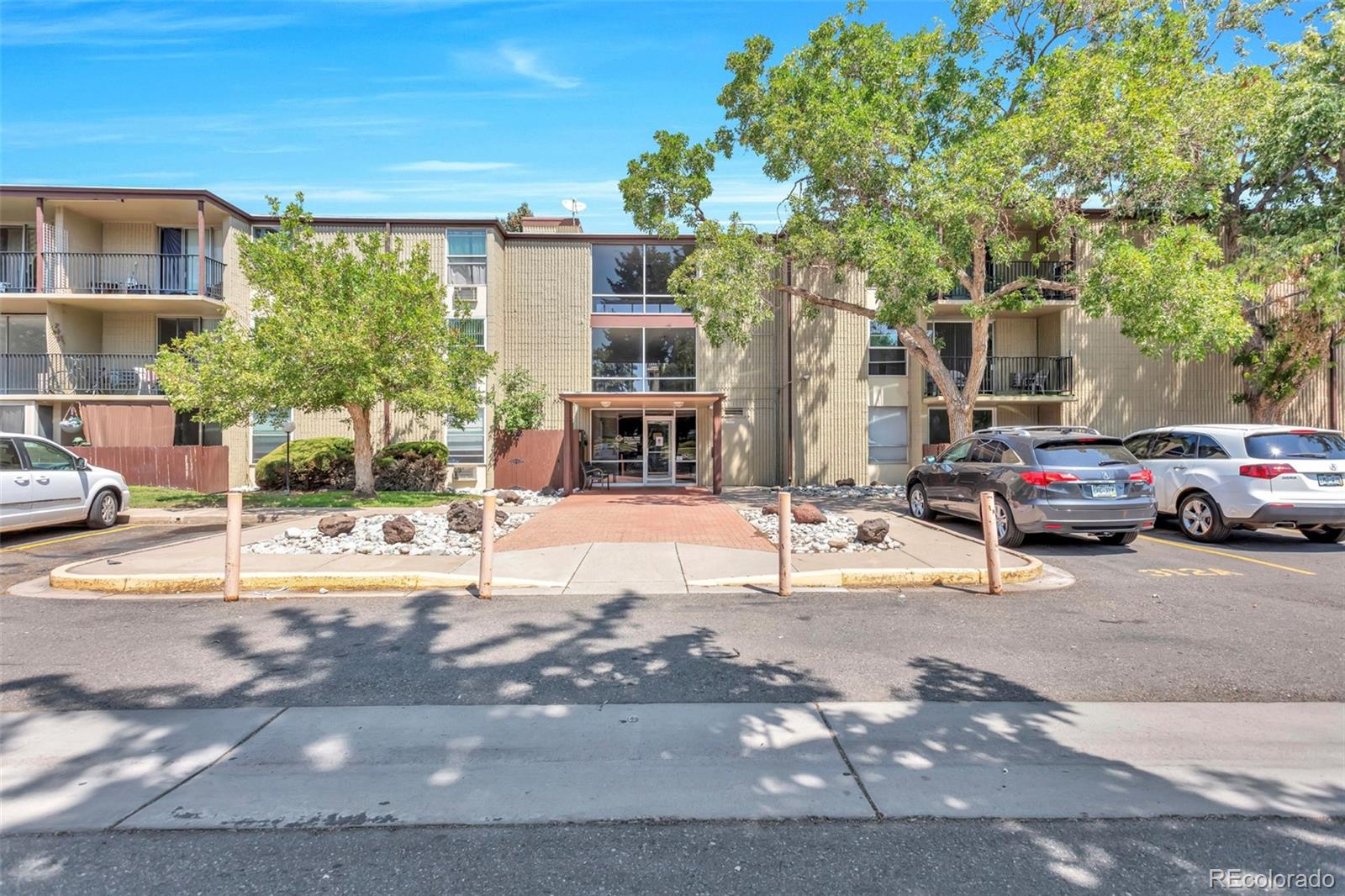2281 S Vaughn Way Unit 104A