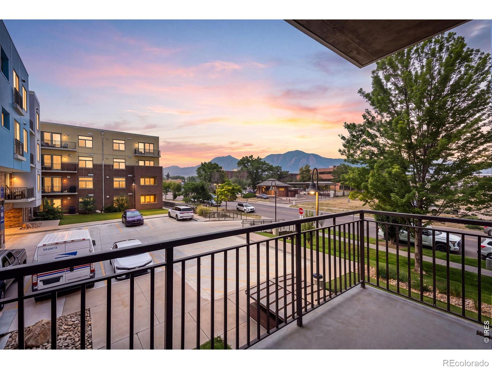 3401 Arapahoe Avenue Unit 220