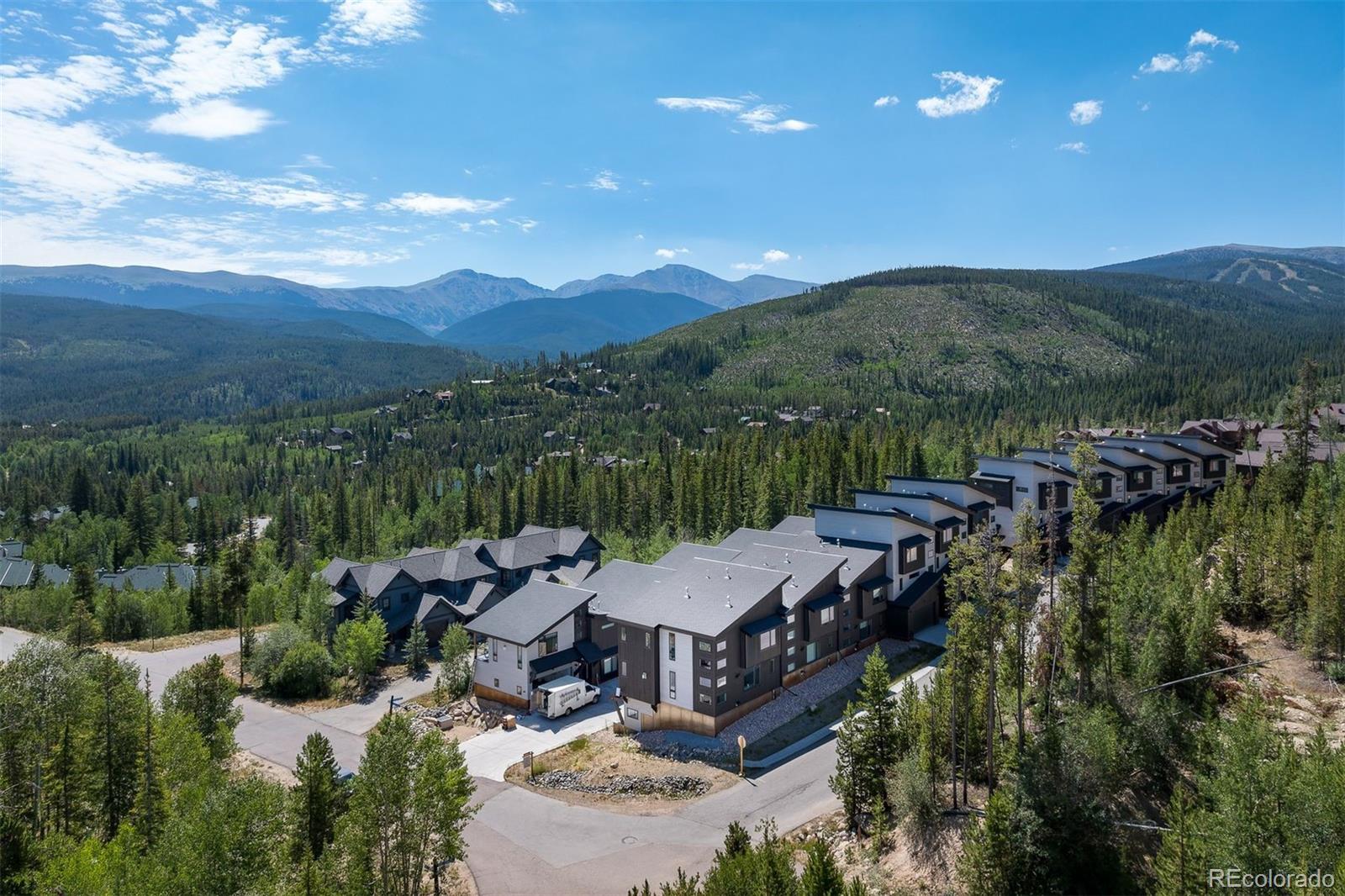 366 Lake Trail