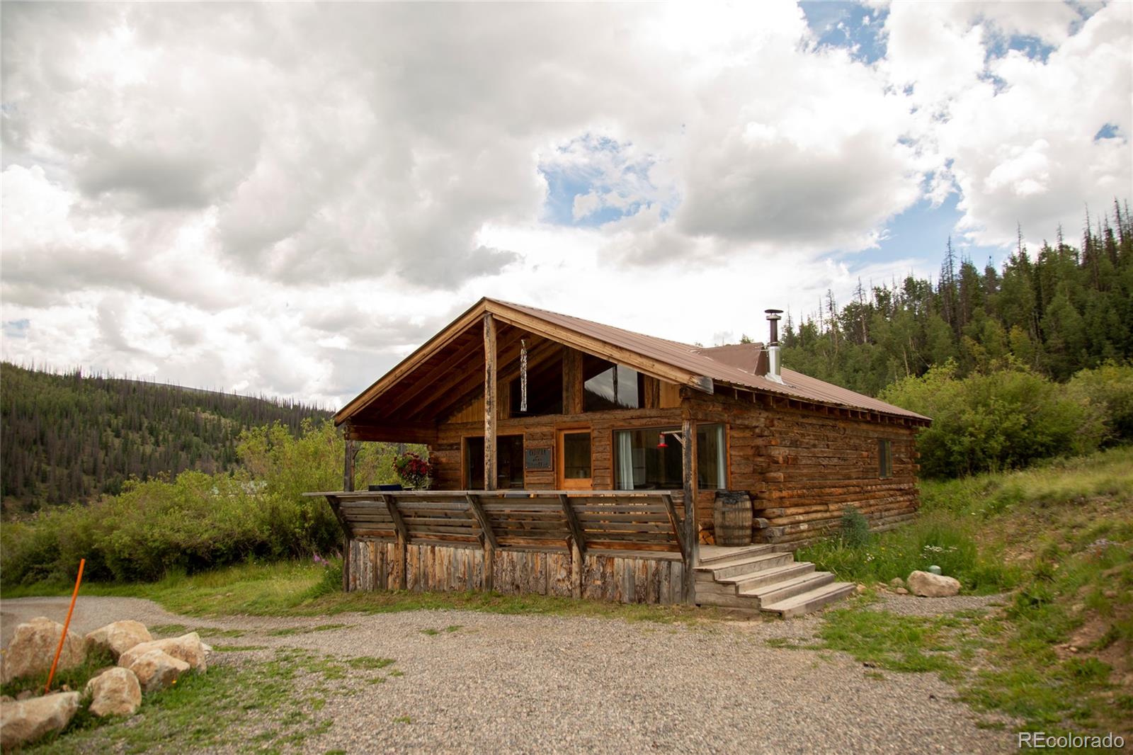 1001 CR 17 Cebolla Cabin