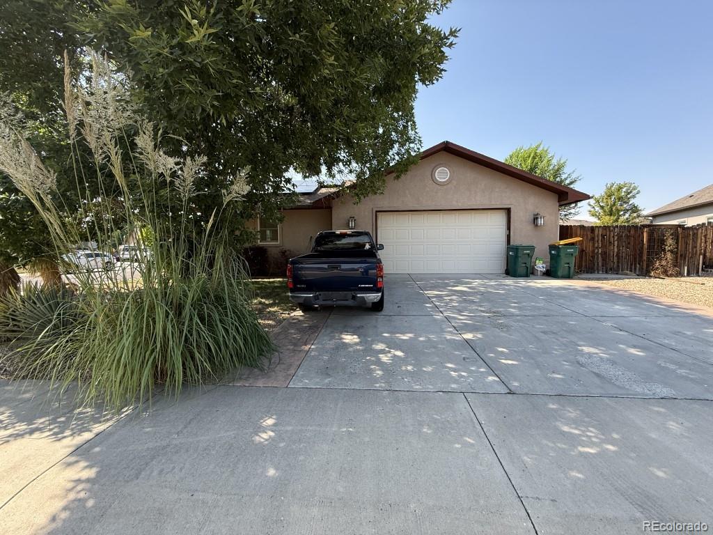 332 N Bookcliff Court