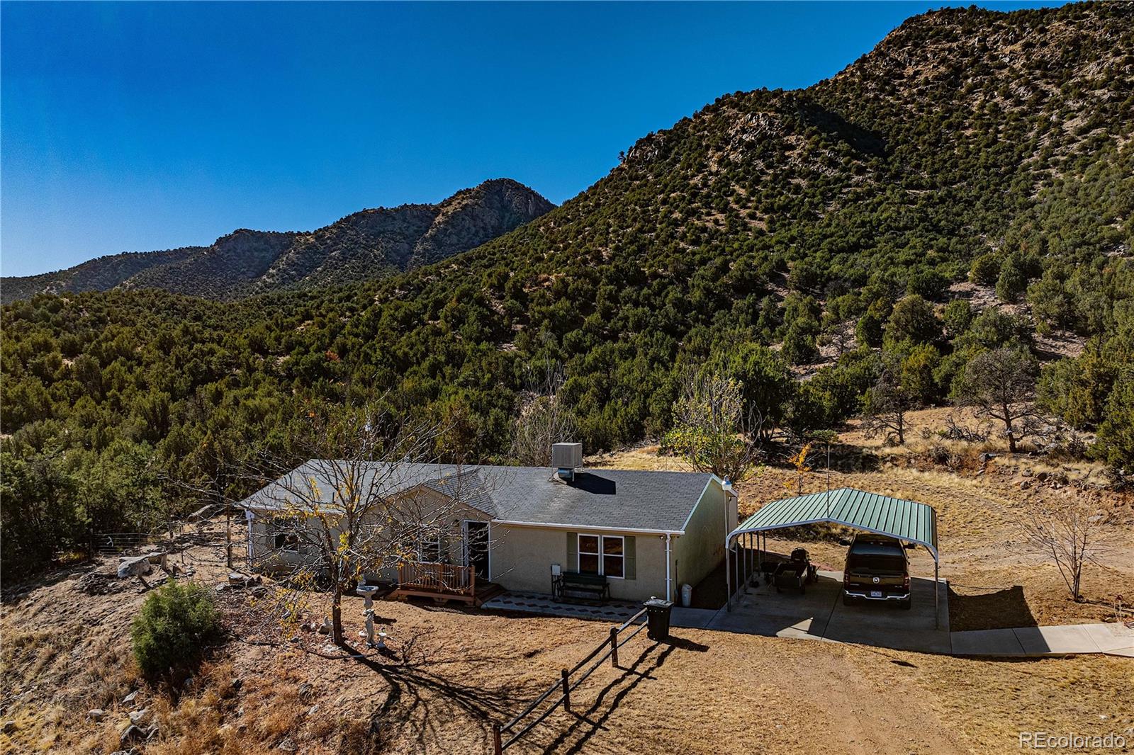 1762 Meadowdale Lane