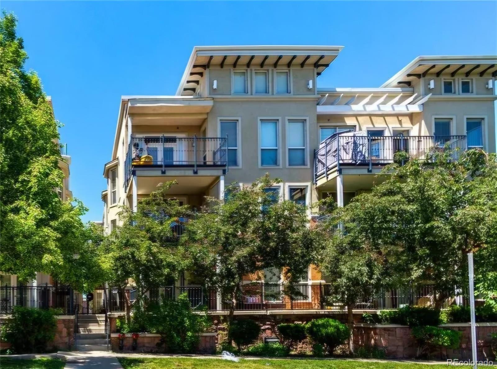 1521 Vine Street Unit 103