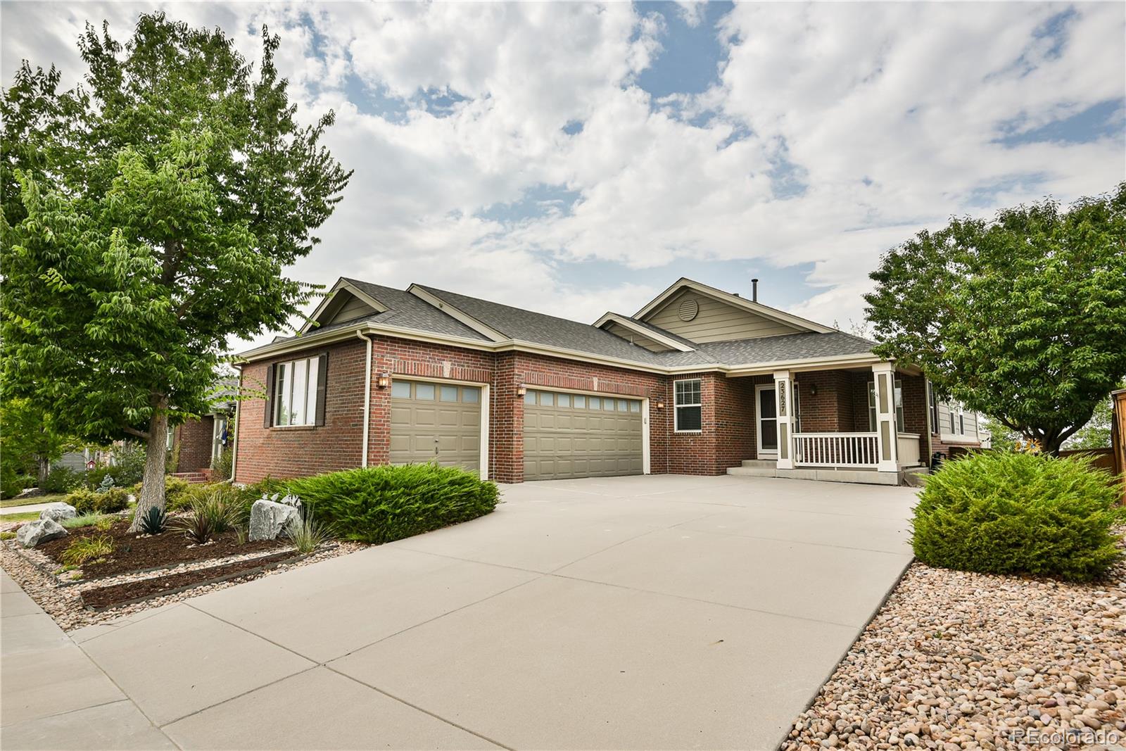 23627 E Bellewood Drive