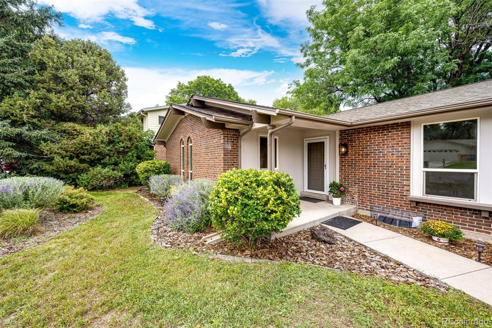 5829 W Fair Drive